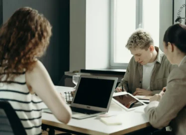 biznax-post1-min biznax-post1-min